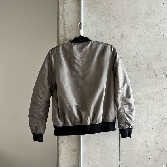 Bomber jacket - Picture 4 of 4